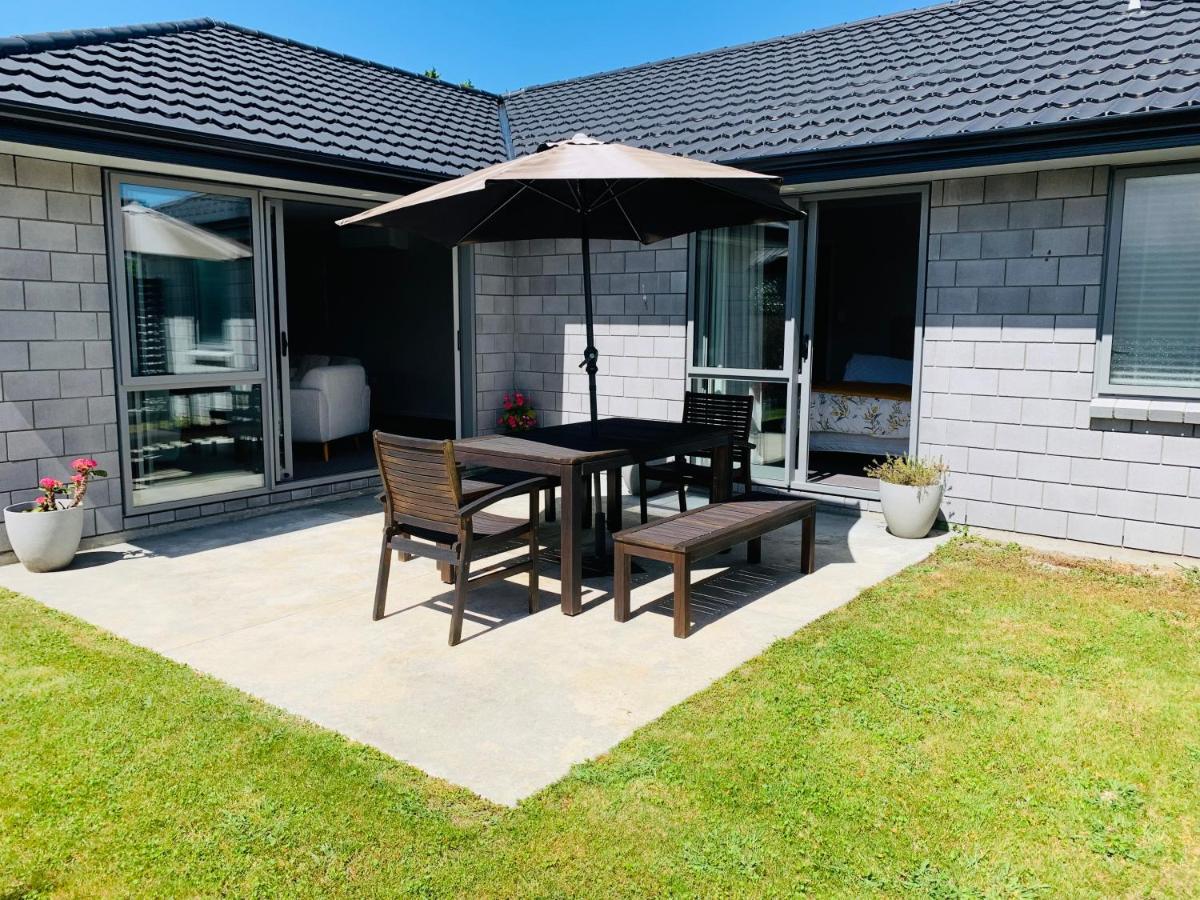 Stunning Modern Retreat Βίλα Hastings Εξωτερικό φωτογραφία